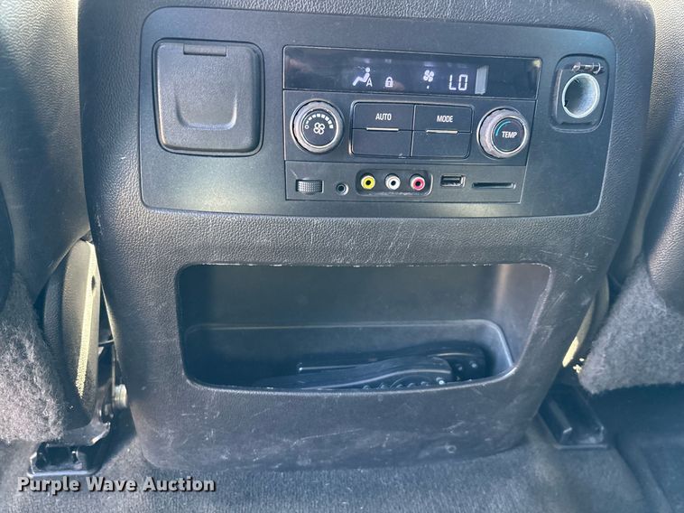 image for item DT5460 2015 Chevrolet Suburban LT SUV