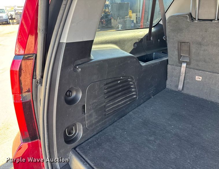 image for item DT5460 2015 Chevrolet Suburban LT SUV