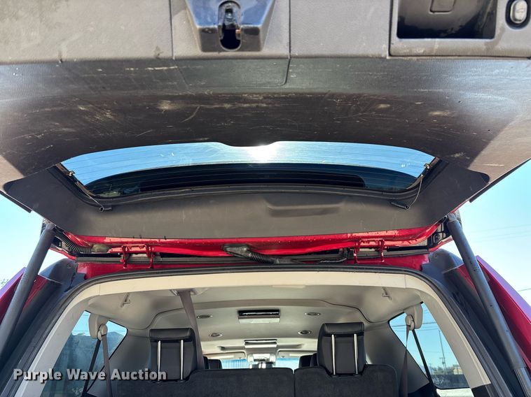 image for item DT5460 2015 Chevrolet Suburban LT SUV