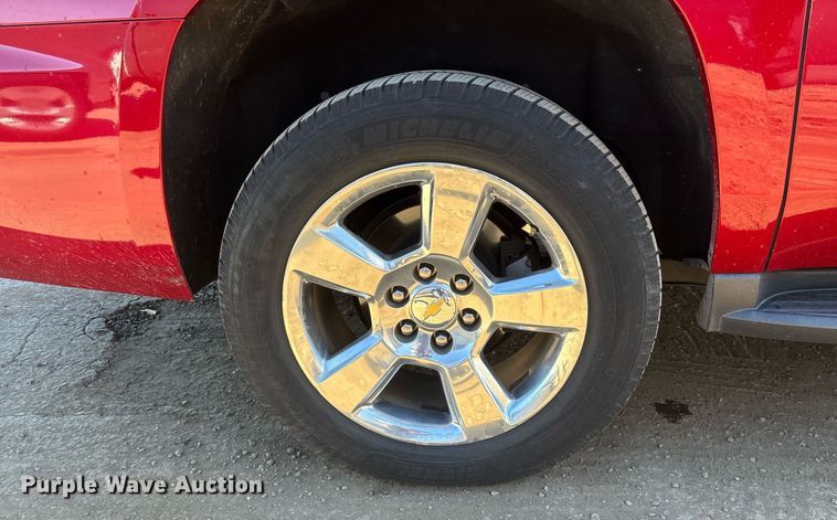 image for item DT5460 2015 Chevrolet Suburban LT SUV