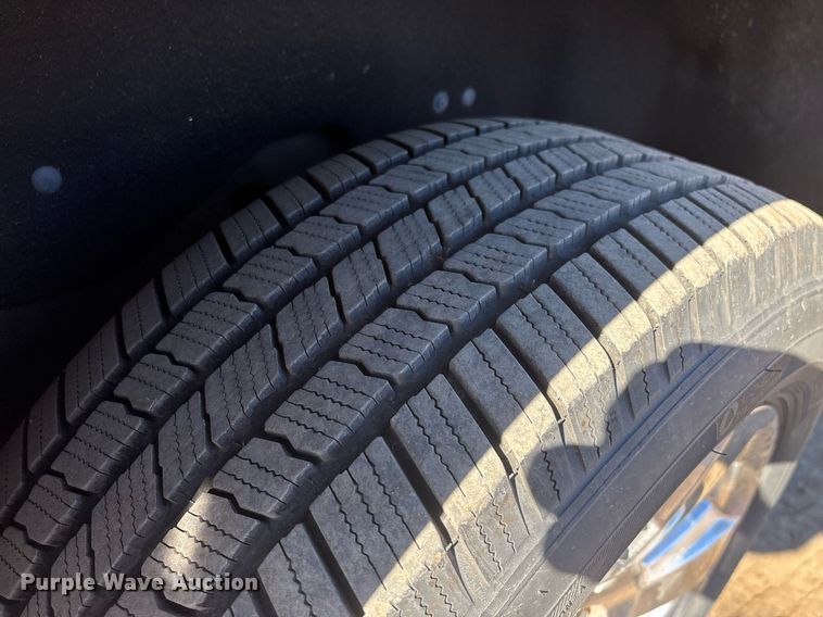 image for item DT5460 2015 Chevrolet Suburban LT SUV