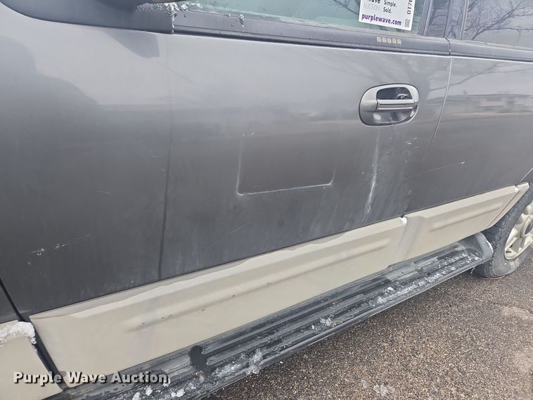 image for item DT7029 2003 Ford Expedition SUV