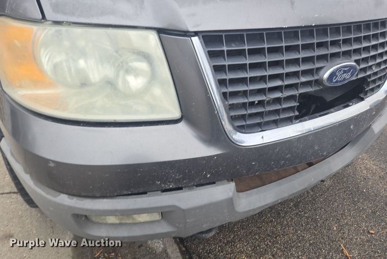 image for item DT7029 2003 Ford Expedition SUV