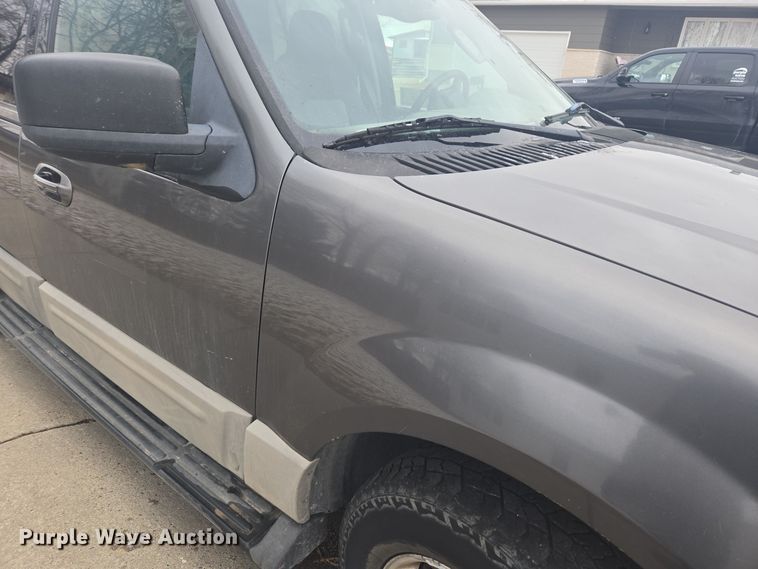 image for item DT7029 2003 Ford Expedition SUV