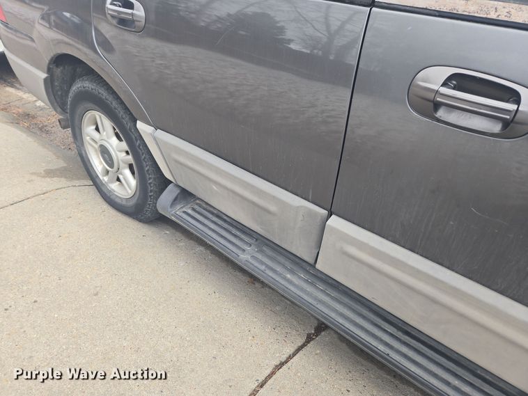image for item DT7029 2003 Ford Expedition SUV
