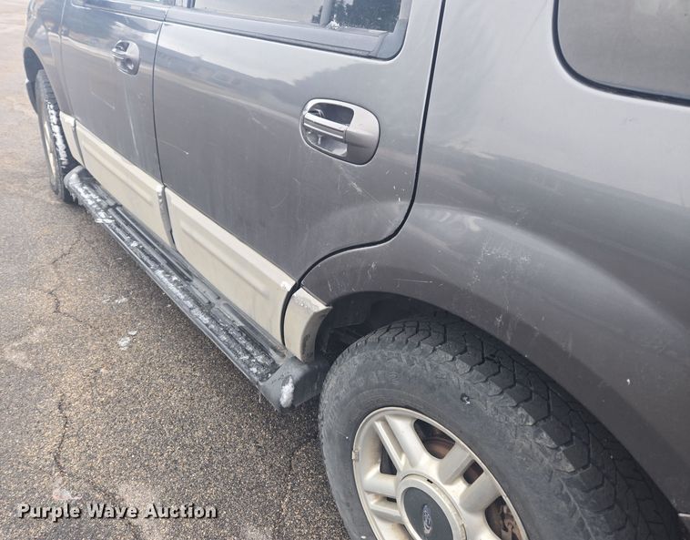 image for item DT7029 2003 Ford Expedition SUV