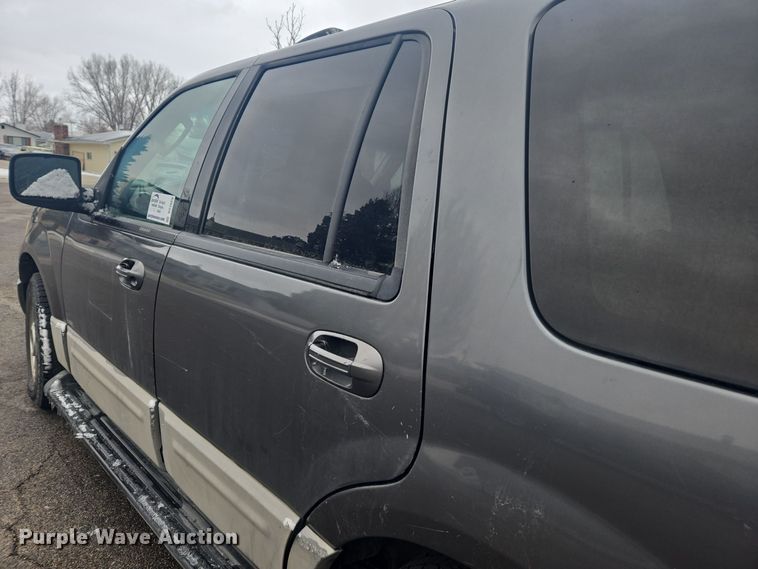 image for item DT7029 2003 Ford Expedition SUV