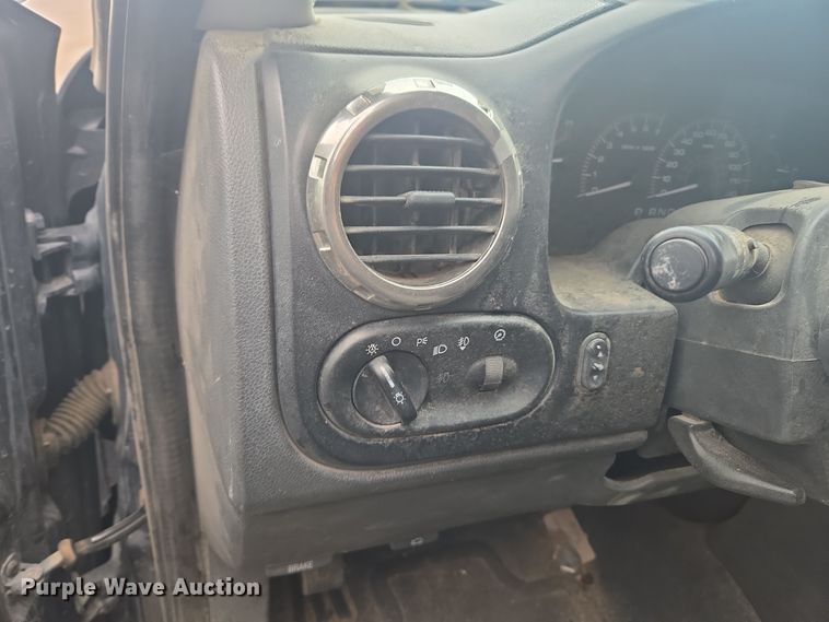 image for item DT7029 2003 Ford Expedition SUV