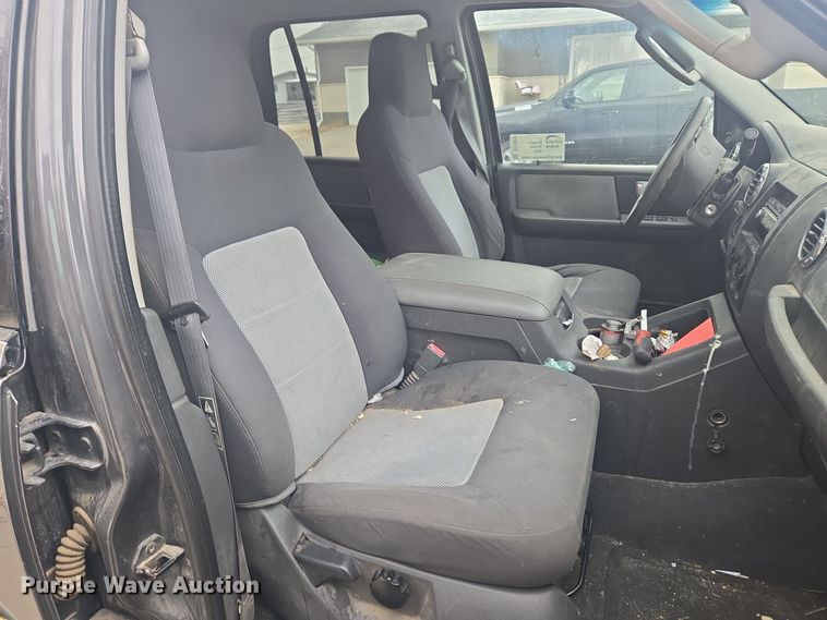 image for item DT7029 2003 Ford Expedition SUV
