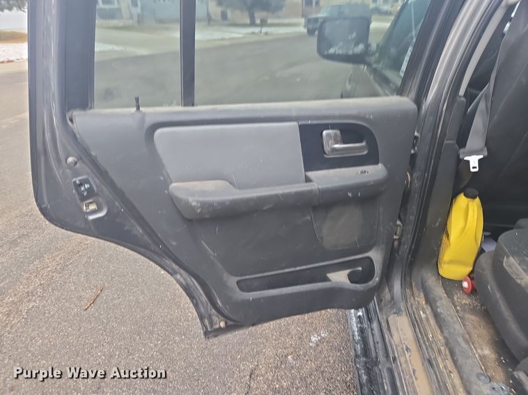 image for item DT7029 2003 Ford Expedition SUV