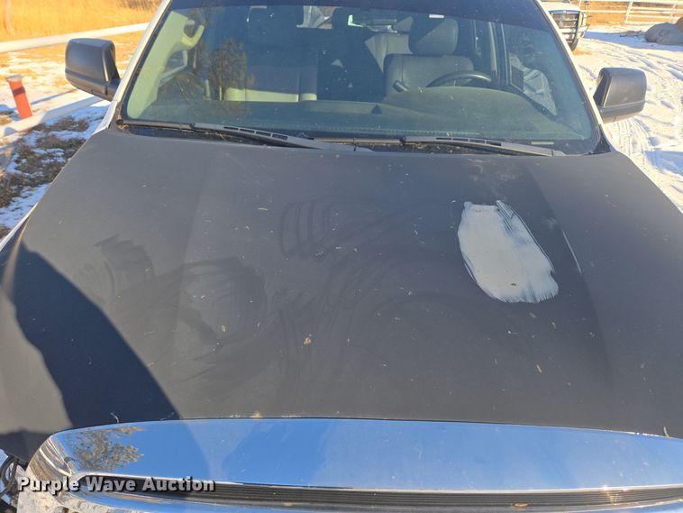 image for item DT7033 2012 Toyota Tundra Double Cab pickup truck