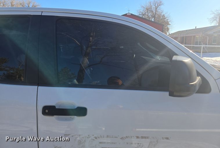 image for item DT7033 2012 Toyota Tundra Double Cab pickup truck