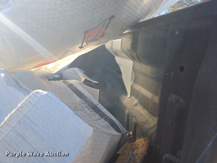 image for item DT7033 2012 Toyota Tundra Double Cab pickup truck