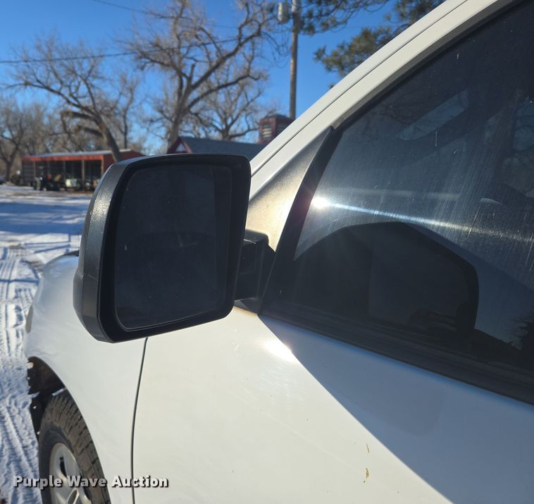 image for item DT7033 2012 Toyota Tundra Double Cab pickup truck