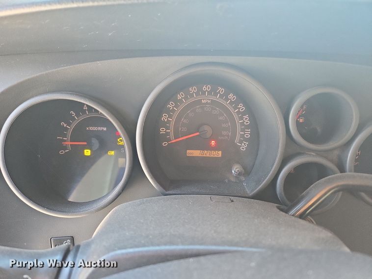 image for item DT7033 2012 Toyota Tundra Double Cab pickup truck