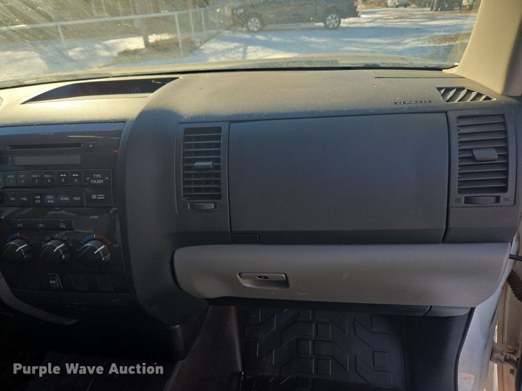 image for item DT7033 2012 Toyota Tundra Double Cab pickup truck