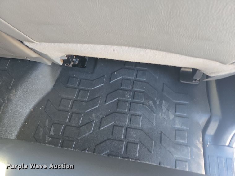 image for item DT7033 2012 Toyota Tundra Double Cab pickup truck