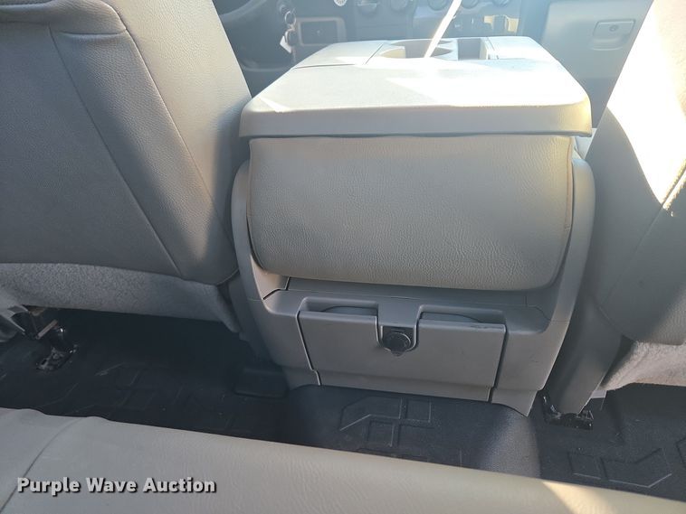 image for item DT7033 2012 Toyota Tundra Double Cab pickup truck