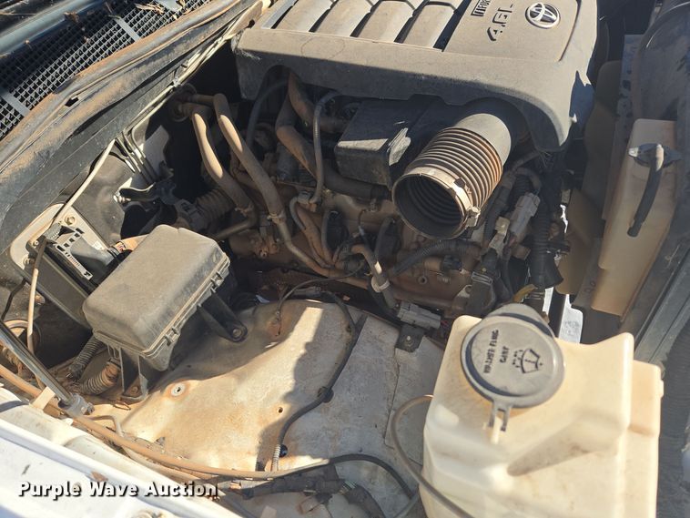 image for item DT7033 2012 Toyota Tundra Double Cab pickup truck