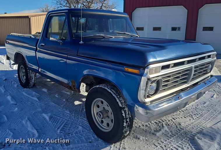 image for item DT7034 1976 Ford F100 pickup truck