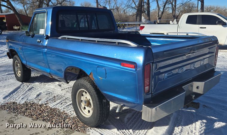 image for item DT7034 1976 Ford F100 pickup truck
