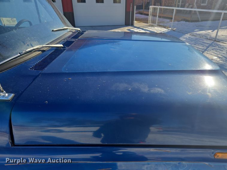 image for item DT7034 1976 Ford F100 pickup truck