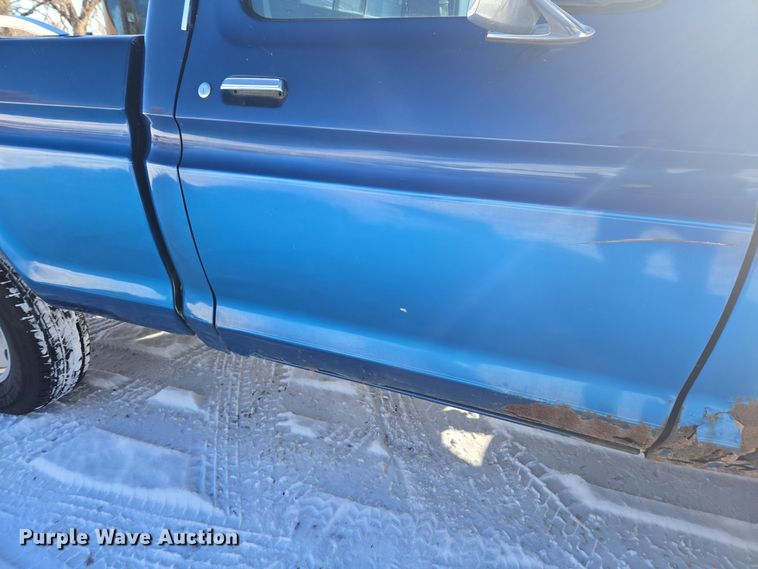image for item DT7034 1976 Ford F100 pickup truck