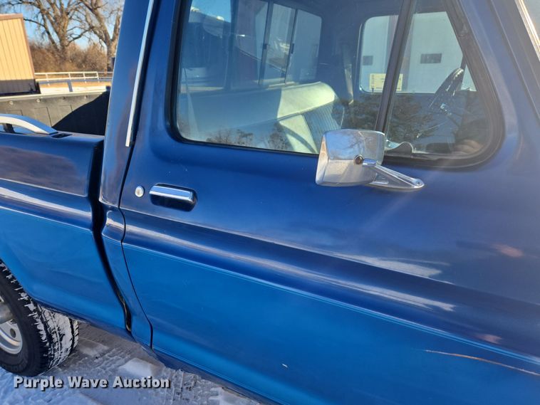 image for item DT7034 1976 Ford F100 pickup truck