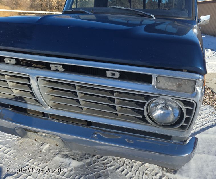 image for item DT7034 1976 Ford F100 pickup truck