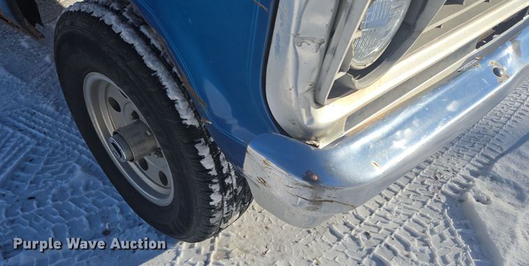 image for item DT7034 1976 Ford F100 pickup truck