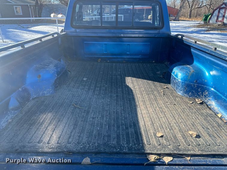 image for item DT7034 1976 Ford F100 pickup truck