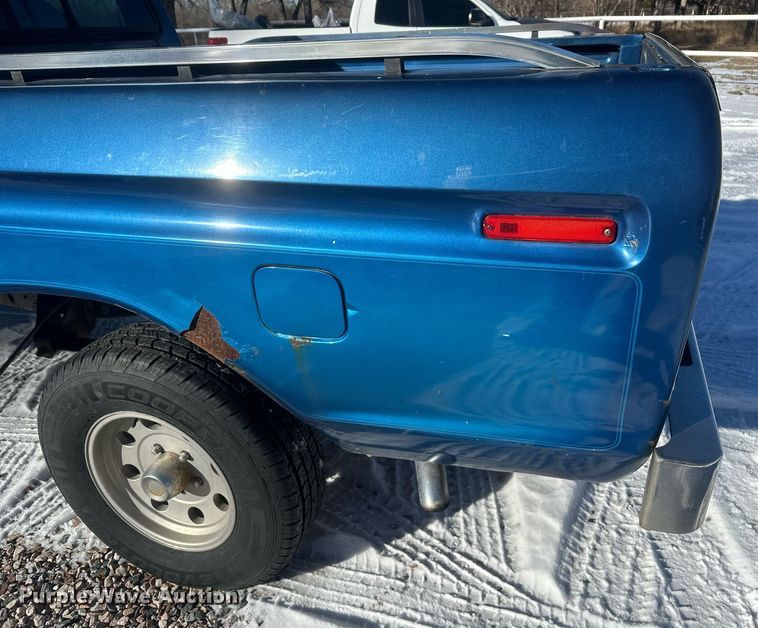 image for item DT7034 1976 Ford F100 pickup truck
