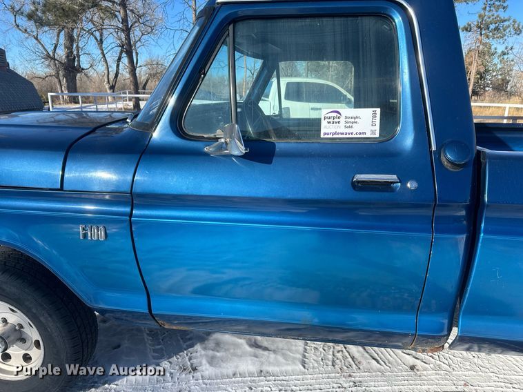 image for item DT7034 1976 Ford F100 pickup truck