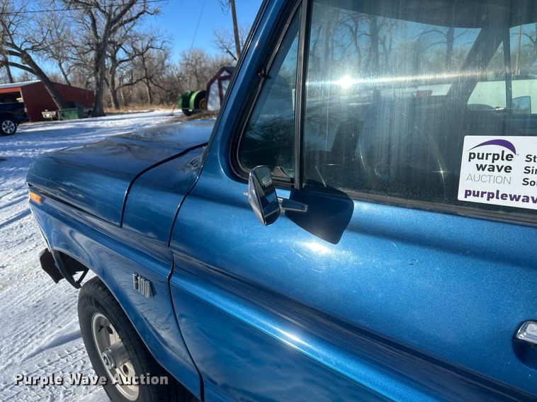 image for item DT7034 1976 Ford F100 pickup truck