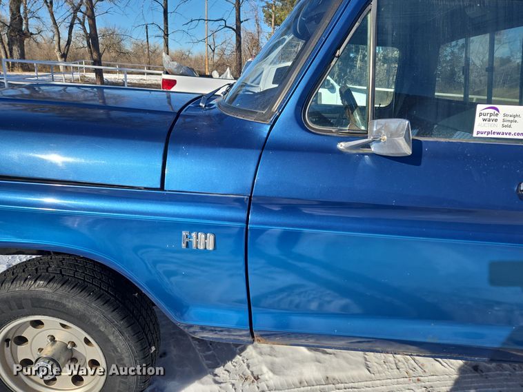 image for item DT7034 1976 Ford F100 pickup truck