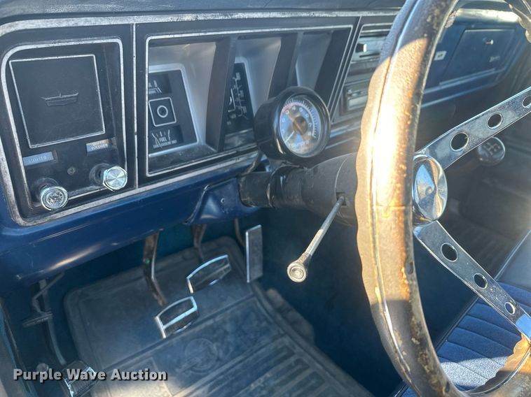 image for item DT7034 1976 Ford F100 pickup truck