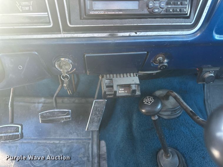 image for item DT7034 1976 Ford F100 pickup truck