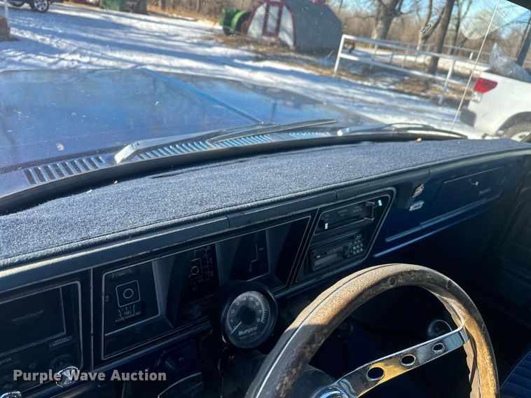 image for item DT7034 1976 Ford F100 pickup truck