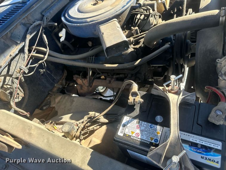 image for item DT7034 1976 Ford F100 pickup truck