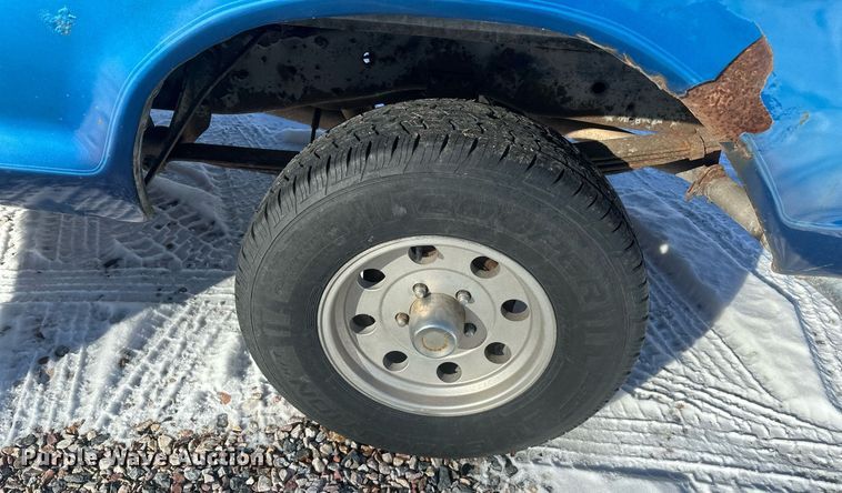 image for item DT7034 1976 Ford F100 pickup truck