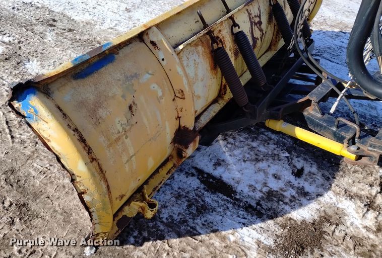 image for item DV6622 1993 GMC Suburban 1500 SLE SUV