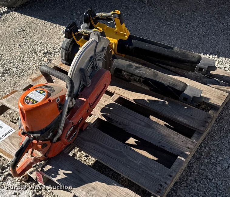 image for item DW2488 Tools