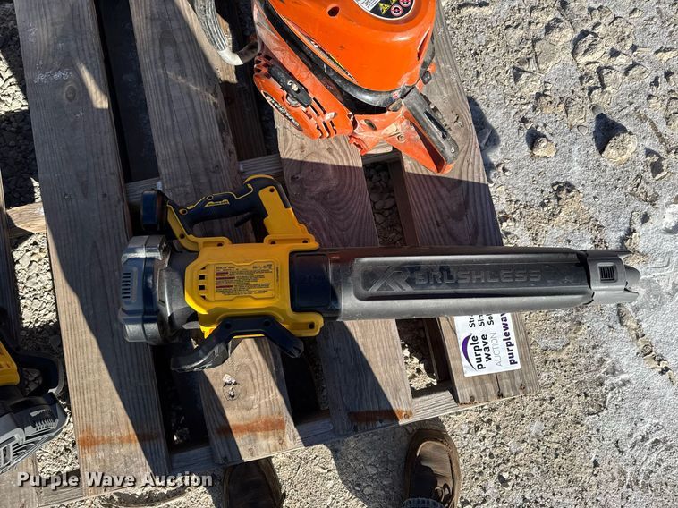 image for item DW2488 Tools