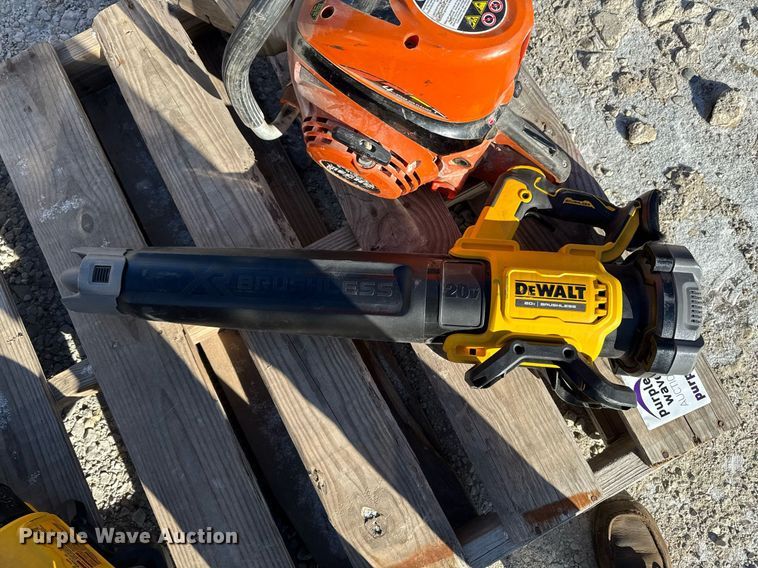 image for item DW2488 Tools