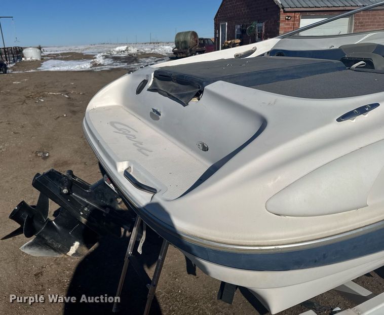 image for item DX3940 Bayliner Capri 2050 LS boat