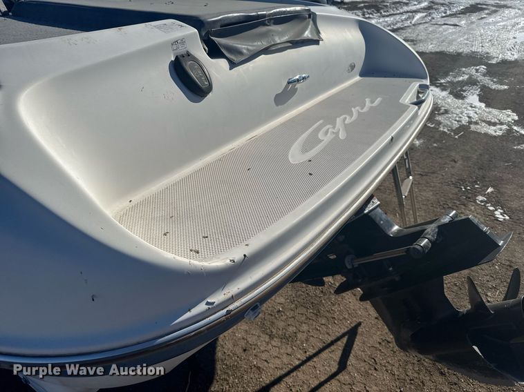 image for item DX3940 Bayliner Capri 2050 LS boat