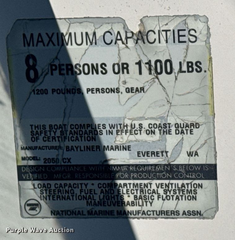 image for item DX3940 Bayliner Capri 2050 LS boat