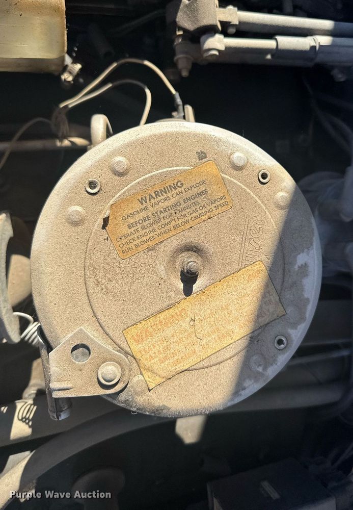 image for item DX3940 Bayliner Capri 2050 LS boat