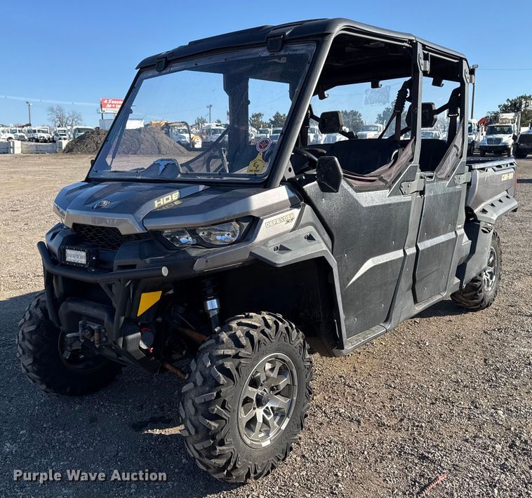 image for item EG2399 2018 Can-Am 8SJA utility vehicle