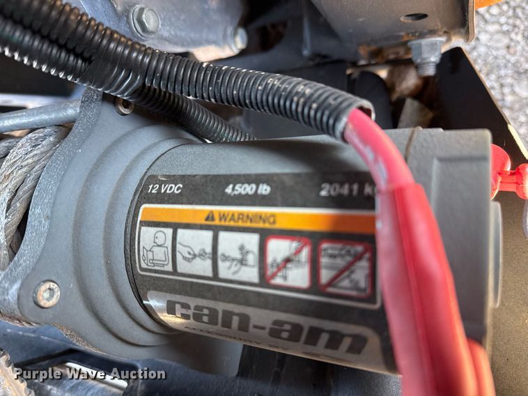 image for item EG2399 2018 Can-Am 8SJA utility vehicle